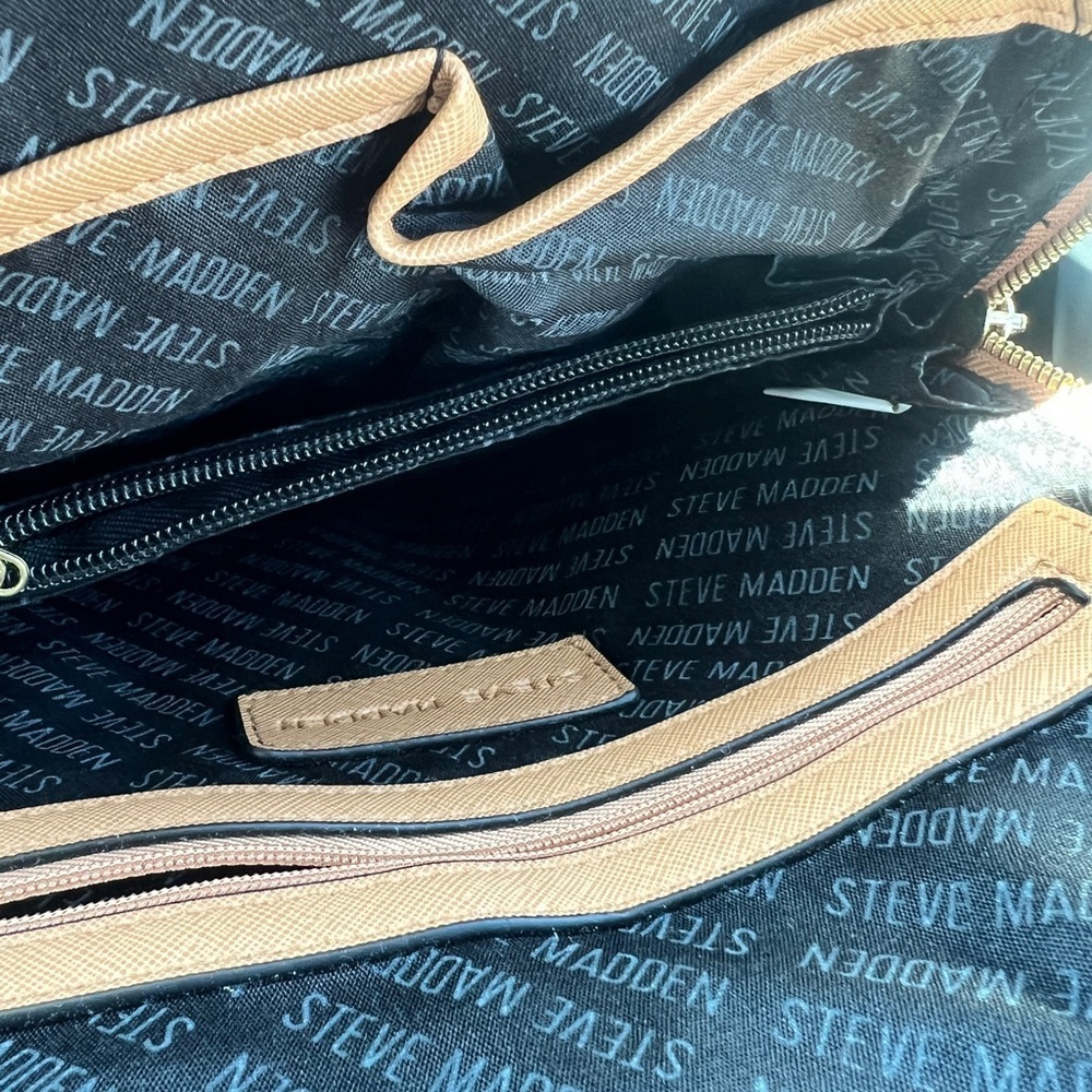 Steve Madden Backpack***pristine condition - image 6